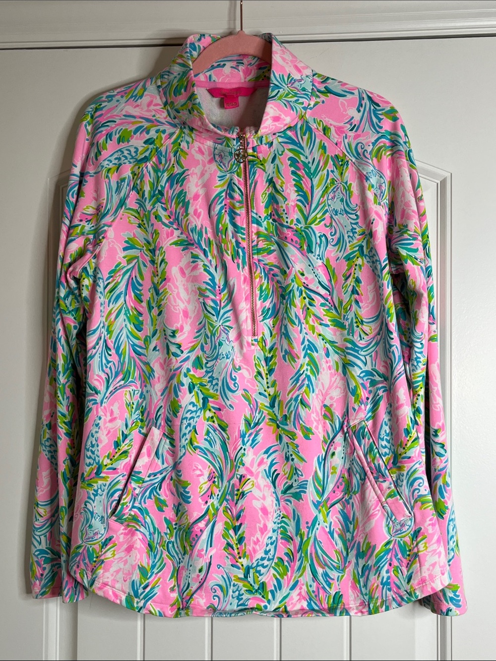 Lily Pulitzer-UPF 50+ Skipper Pullover-1/4 zip-Vibrant Pink/Green Floral-XL